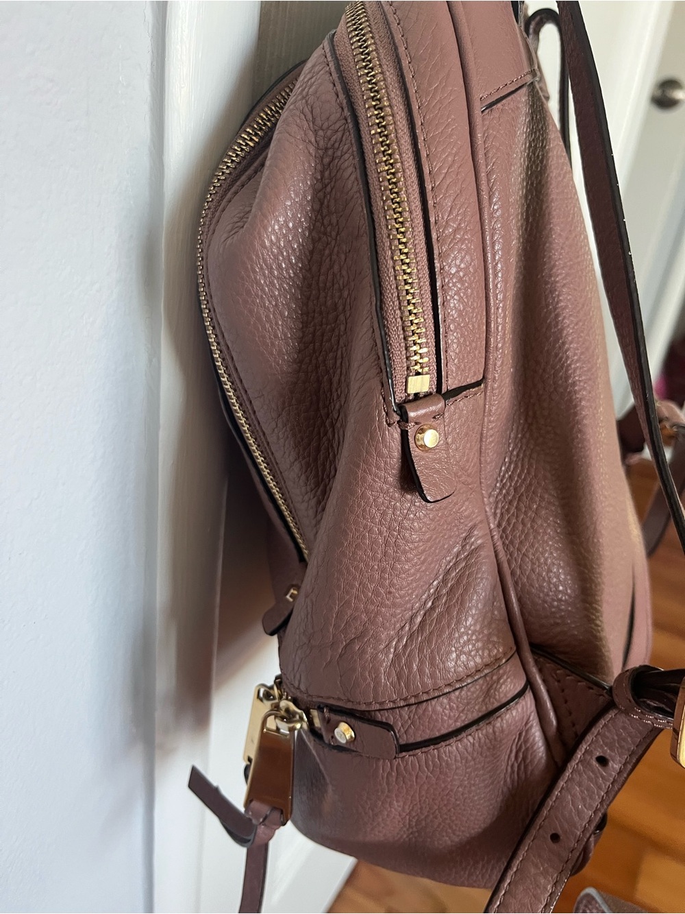 Michael Kors Dusty Rose Leather Backpack with Gold Hardware - Picture 5 of 10